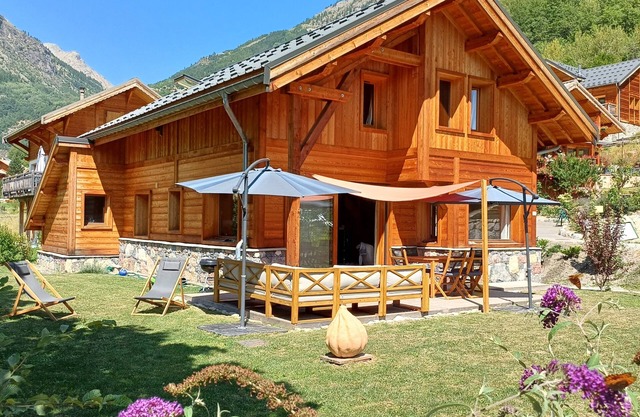 Beautiful house very close to the ski lift