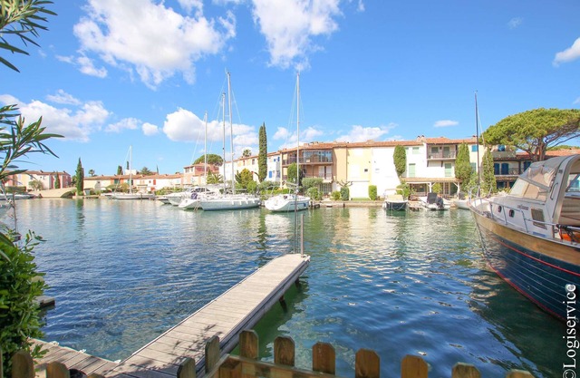 Beautiful house 4/5 persons et 12 m mooring