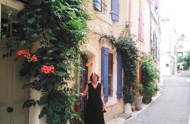 BEAUTIFUL HOUSE near the ARENES