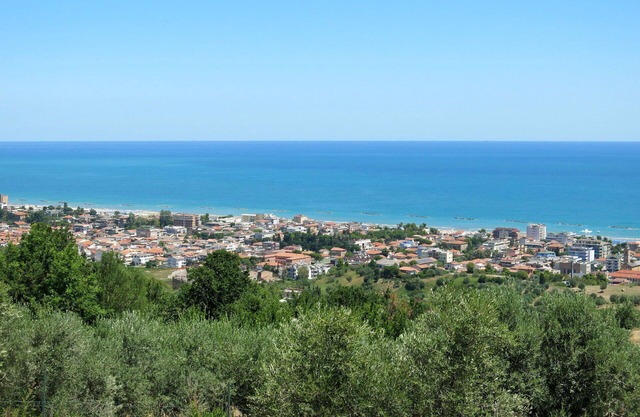 Beautiful apartment in villa for 4 guests with WIFI, A/C and TV