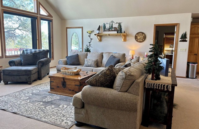 Beautiful Lake Hatcher Home with Views of Pagosa Peak.