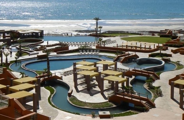 Beautiful Las Palomas Golf Resort 2 BR Condo **Best Rates**