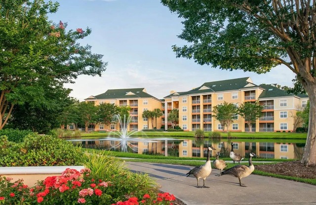 BEAUTIFUL MYRTLE BEACH RESORT VILLA WITH BEACH CLUB ACCESS
