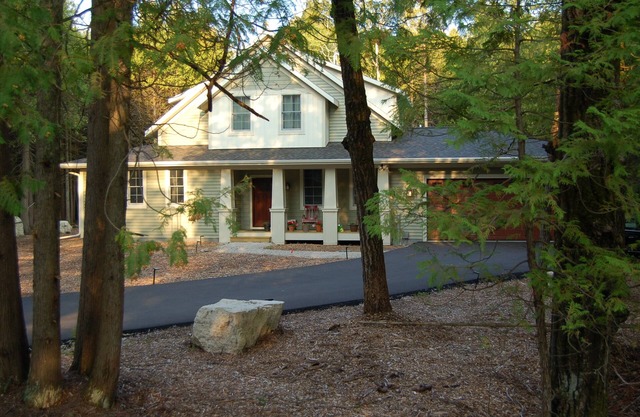 Beautiful NEW BUILD 3-bedroom home surrounded by nature Egg Harbor, Door County