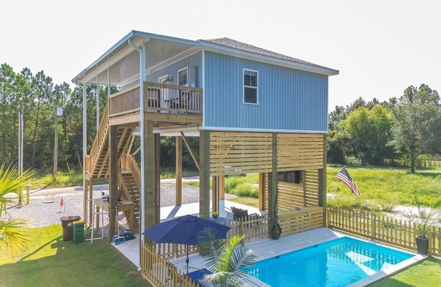 Beautiful New Home Near Beach with Pool Sleeps 6