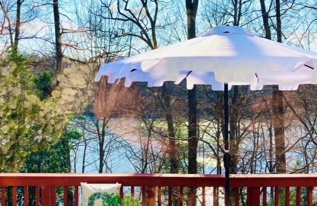 Beautiful Occoquan River View house. Great Location! Close to D.C.