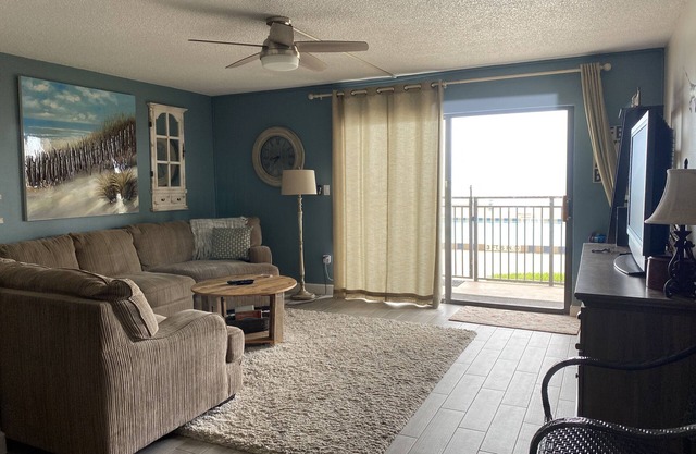 Beautiful Ocean Front First Floor Condo!