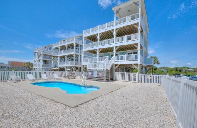 Beautiful,Oceanfront Home-Private POOL & Elevator-Sleeps16