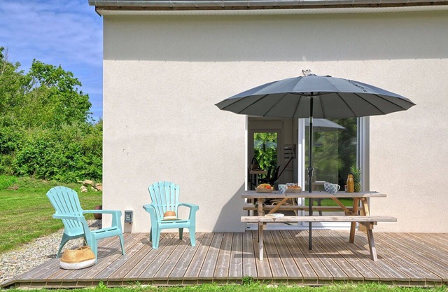 Beautiful private villa for 4 guests with TV and terrace