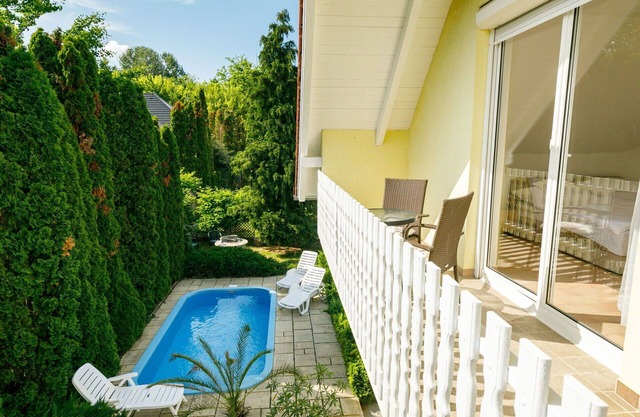 Beautiful private villa with WIFI, A/C, private pool, TV, terrace, pets allowed and parking