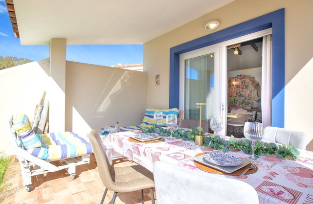 Beautiful private villa for 4 guests with A/C, TV, terrace and parking