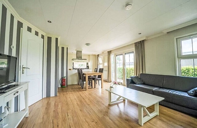 Beautiful private villa for 4 people with pool, WIFI, TV, terrace and parking