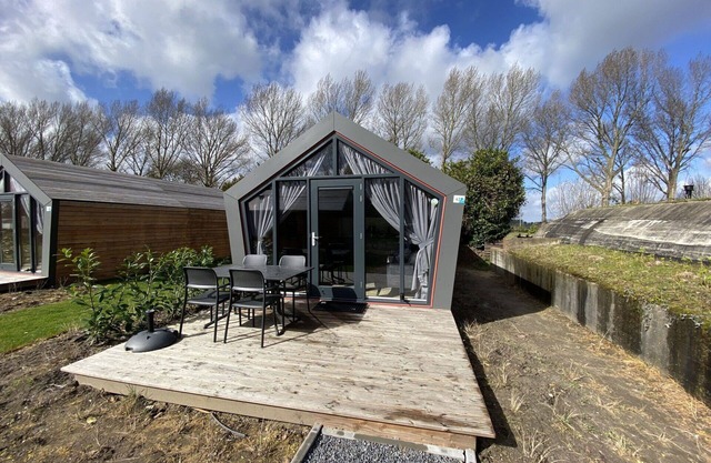 Beautiful private villa for 4 people with WIFI, TV and terrace