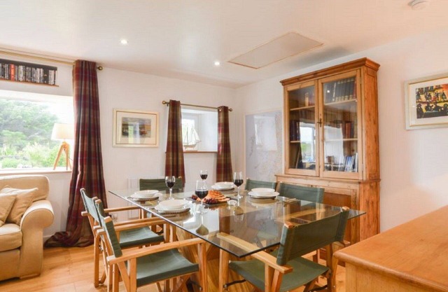 Beautiful private villa for 4 people with WIFI, TV and pets allowed