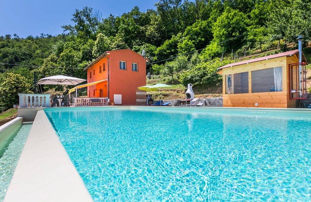 Beautiful private villa for 4 people with WIFI, A/C, private pool, TV and panoramic view