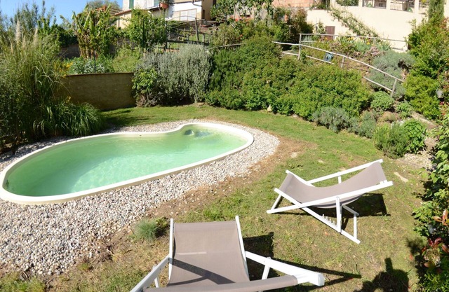 Beautiful private villa with A/C, WIFI, private pool, TV, veranda, pets allowed and panoramic view