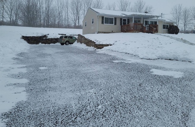 Beautiful Ranch Style Open Concept House less than 5-Miles to PSU