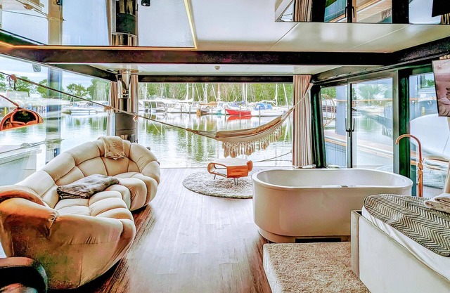 Beautiful ship in Sagard with sauna