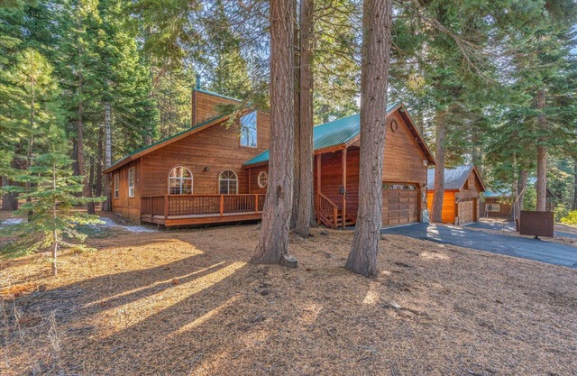 Beautiful Tahoe Donner 4 Bedroom, Perfect Family Rental Home near Donner Lake