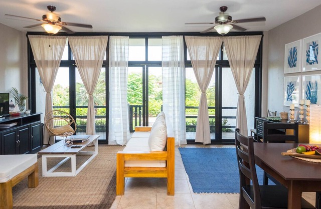 Beautiful Townhouse with Ocean View