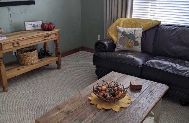 Beautiful Townhouse in The Villages of 7 Springsn