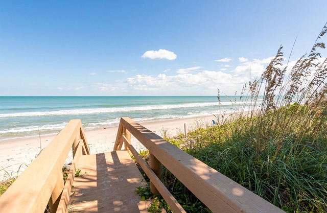 Beautiful Beachfront Vacation Rental on the ground floor