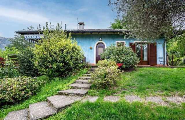 Beautiful villa for 4 guests with WIFI, TV, terrace and pets allowed