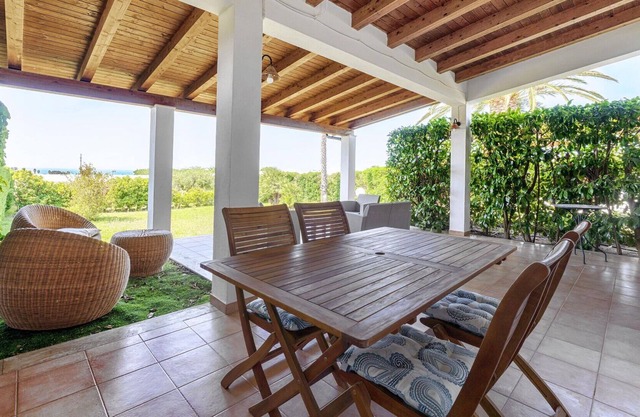 Beautiful villa for 4 people with A/C, WIFI, TV, patio, panoramic view and parking