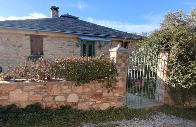 Beautiful villa in the Pelion with sea views