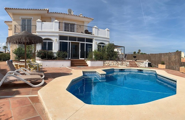 Beautiful Villa Walking distance to Beach El Faro