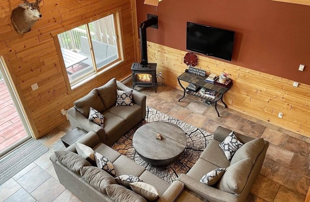 Beautiful Waterfront/Sunset/Beach View Cabin on Pike Lake Chain in Park Falls WI