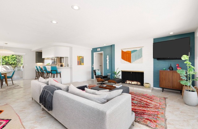 Beautiful, Well-Appointed Palm Springs Retreat