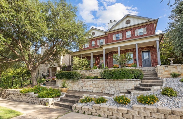 Beautifully Appointed Home in the Heart of Fort Worth!