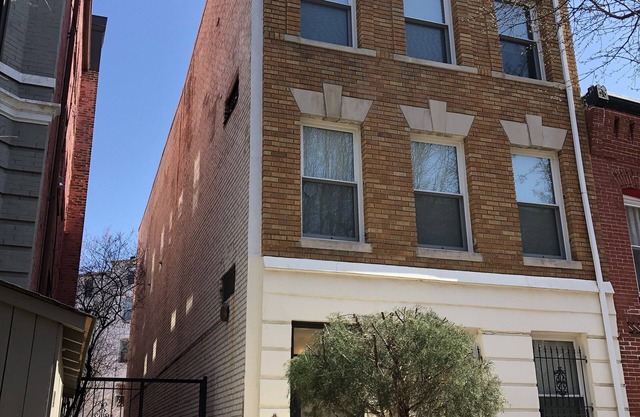 Beautifully Renovated DuPont Circle Studio