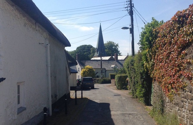 Beautifully restored thatched cottage near award winning pub - The Grove Inn