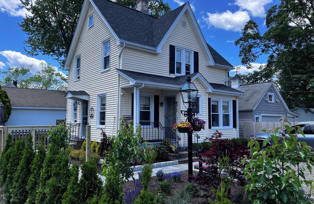 Beautifully Restored 1890’s House in beautiful & picturesque downtown Mystic.