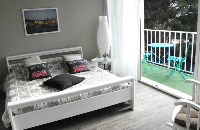 Bed and Breakfast LA CIOTAT, Beach 5mn on footn06.58.86.57.30