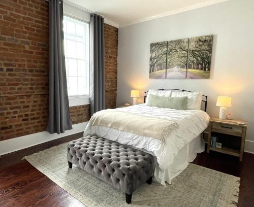 Bee on Broughton - Astonishing Home Downtown SAV