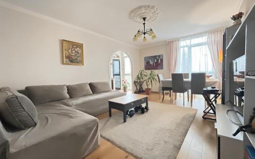 Bel & Grand Appartement proche du centre