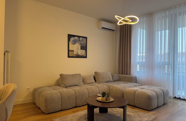 Belgrade Waterfront - Designer One-Bedroom Apartment with Breakfast and Parking.