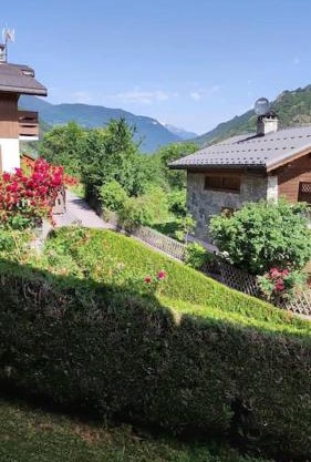 Belle maison traditionnelle - Les Chavonnes