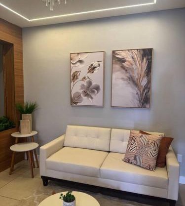 Belo apartamento com garagem a 250 mts da praia