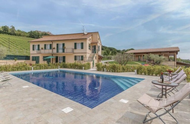 Belvilla by OYO La Collina