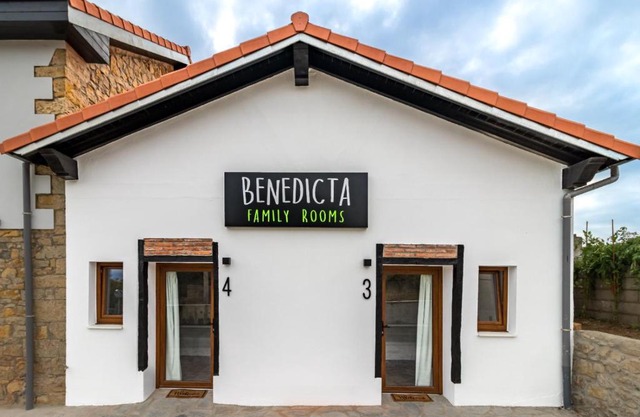 BENEDICTA FAMILY ROOMS