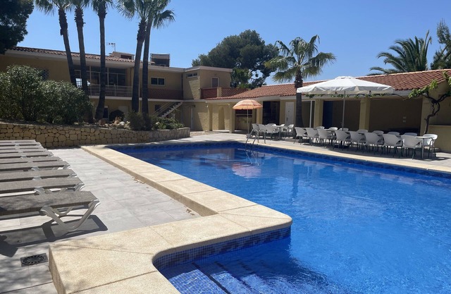 Benidorm. Private villa with pool & air conditioning. Sleeps up to 25.