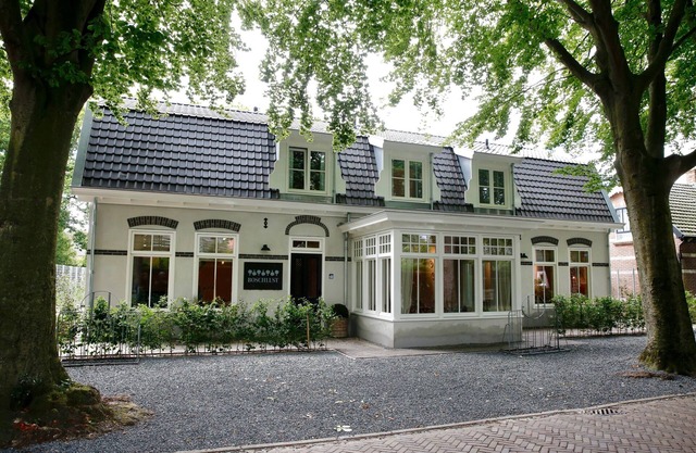 BERGEN: 'Boschlust', beautiful apartments in country house style and close to the beach!