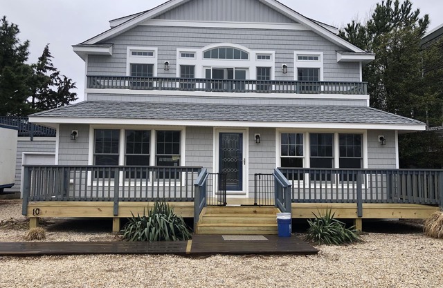Best beach in Barnegat light -30th street Pet friendly