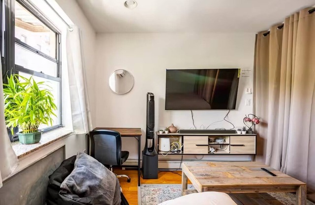 BEST COZY 1 Bedroom apartment in charming Queens