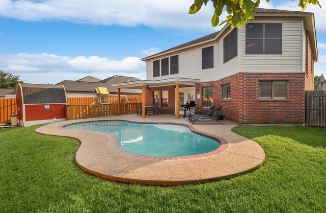 Best of Grand Prairie | Pool, Convenient, Spacious