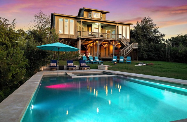 Best Sunset in TX ~Luxury Getaway~ Heated Jacuzzi